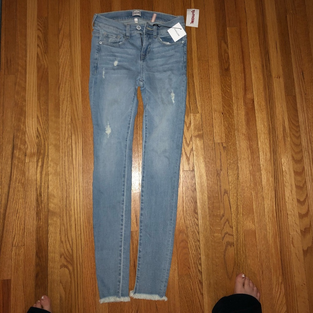 Brand new light wash jeans!